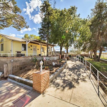 1-Acre Farmhouse - 2 Miles To Phoenix Raceway Goodyear Exterior photo