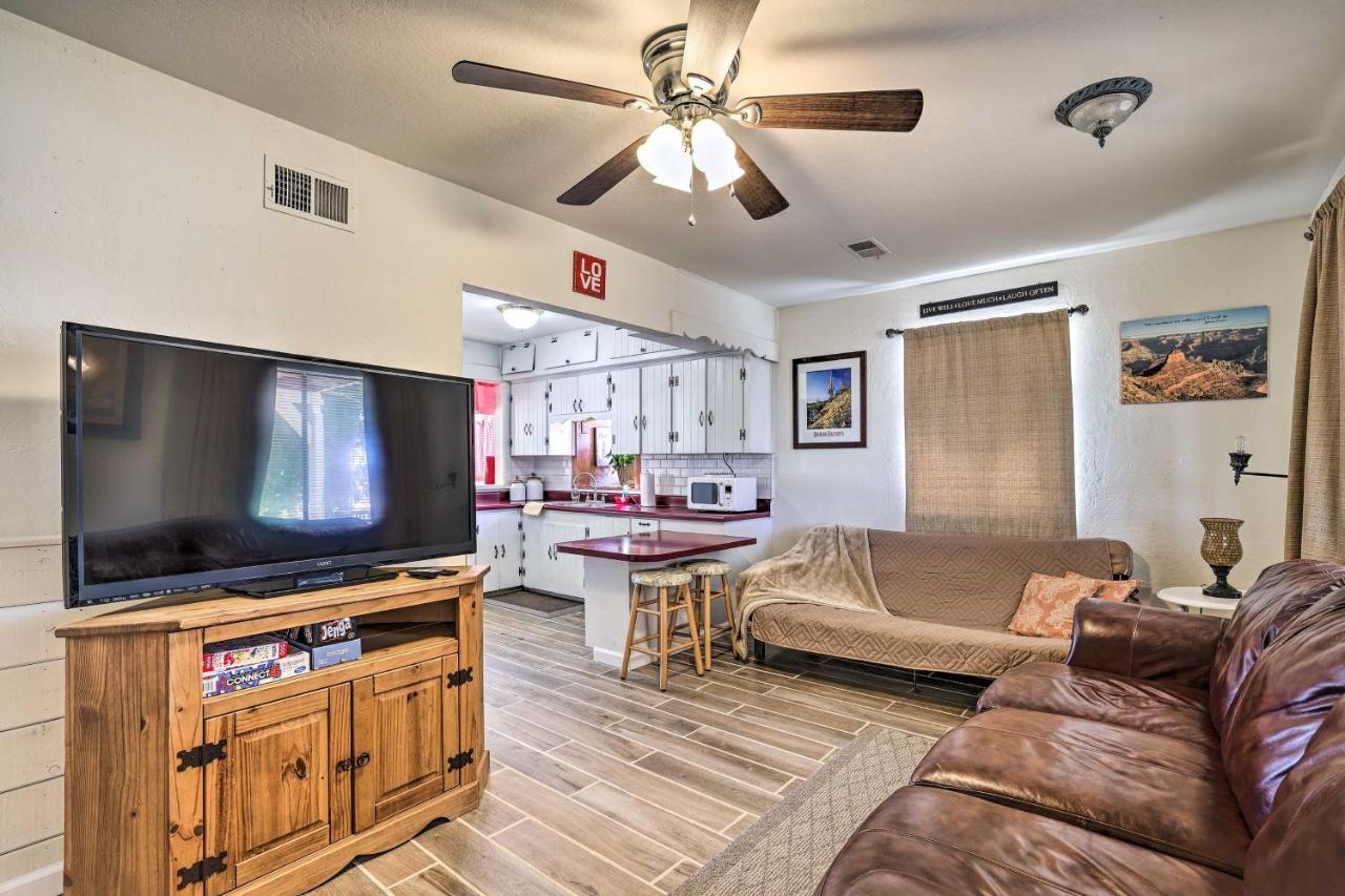 1-Acre Farmhouse - 2 Miles To Phoenix Raceway Goodyear Exterior photo