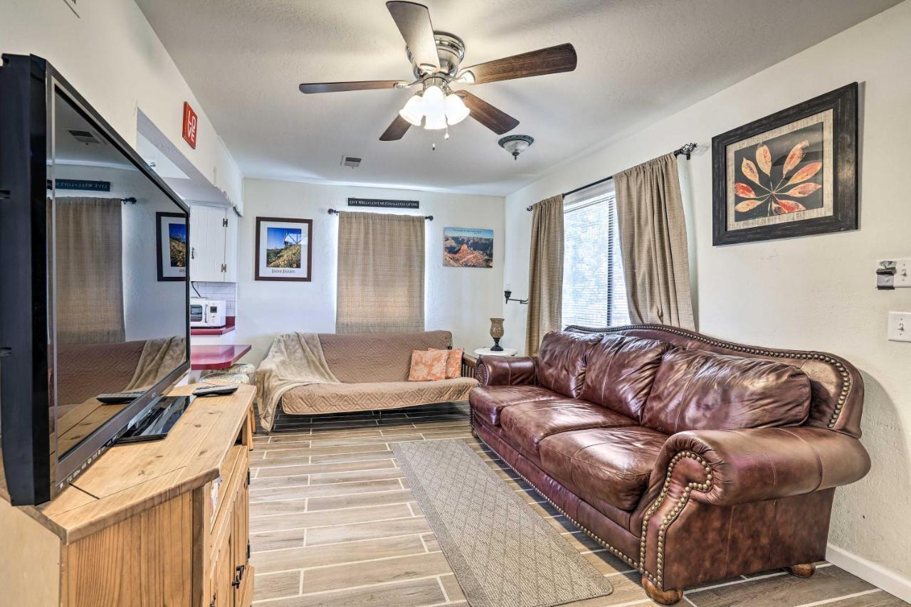 1-Acre Farmhouse - 2 Miles To Phoenix Raceway Goodyear Exterior photo
