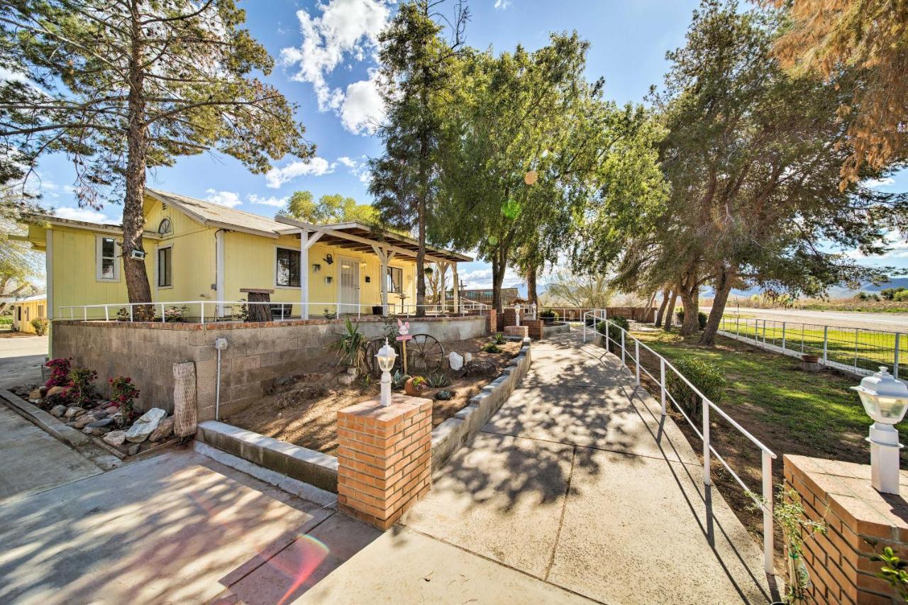 1-Acre Farmhouse - 2 Miles To Phoenix Raceway Goodyear Exterior photo